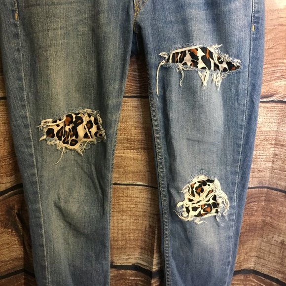 🐆Upcycled Cheetah Skinny Jeans - Picture 7 of 14